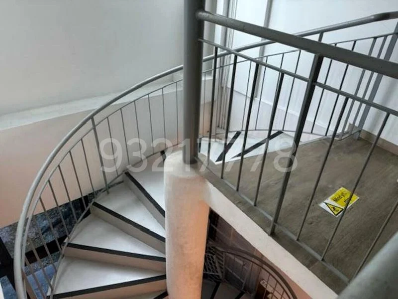 Light Industrial (B1) for Rent: Tradehub 21 - Image 1