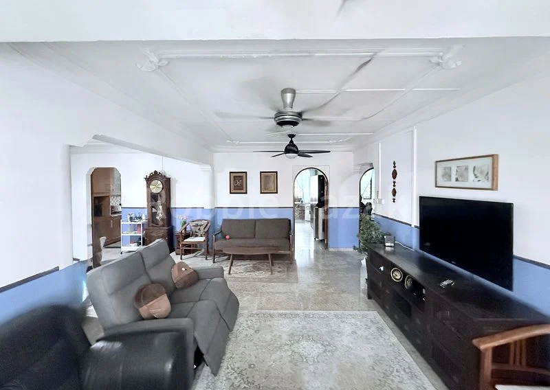 5 Room (5I) HDB for Sale in  751 Jurong West Street 73 - Image 2