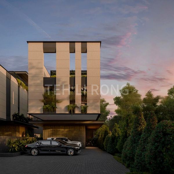 6 Bed Semi-Detached House (Landed) for Sale in  Palm Road - Image 4