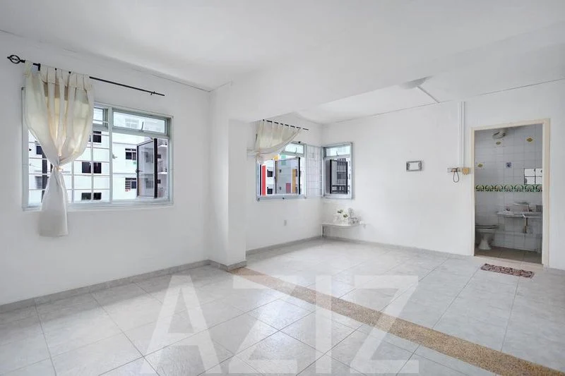 4 Room (4A) HDB for Sale in  131 Rivervale Street - Image 5