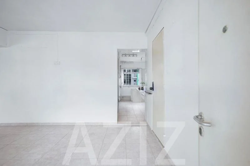 4 Room (4A) HDB for Sale in  131 Rivervale Street - Image 3