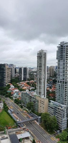 3 Bed Condo for Rent in  The Orchard Residences - Image 10