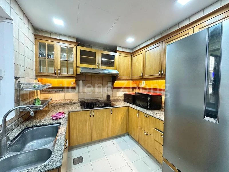 3 Bed Apartment (Condo) for Sale in  Kentish Lodge - Image 6