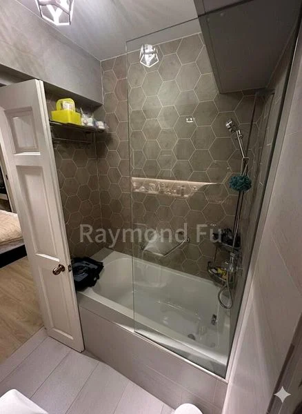 5 Room (5I) HDB for Sale in  494J Tampines Street 45 - Image 5