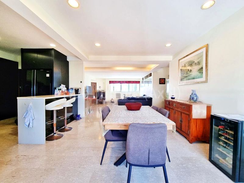 5 Bed Apartment (Condo) for Sale in Grange Heights - Image 3