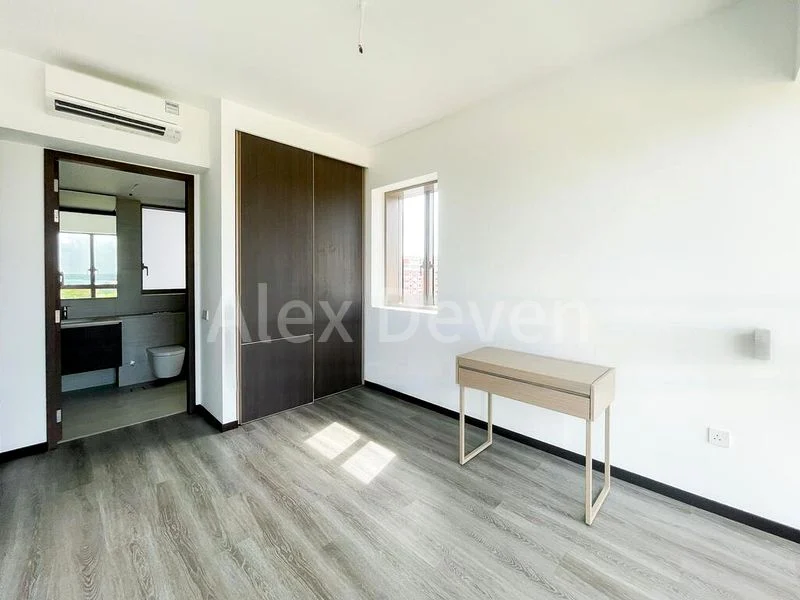 3 Bed Apartment (Condo) for Sale in Pasir Ris 8 / Pasir Ris Mall - Image 8