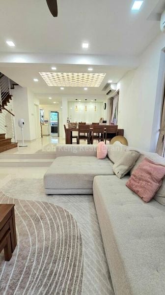 4 Bed Semi-Detached House (Landed) for Sale in  Burgundy Hill - Image 7