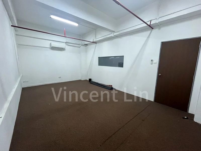Light Industrial (B1) for Rent in  Tong Lee Building Block A - Image 1