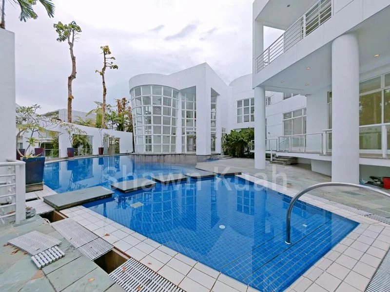 6 Bed Bungalow (Landed) for Rent in  Villas Holland - Image 1