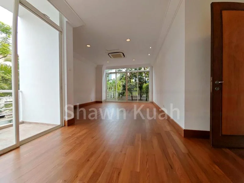 6 Bed Bungalow (Landed) for Rent in  Villas Holland - Image 2