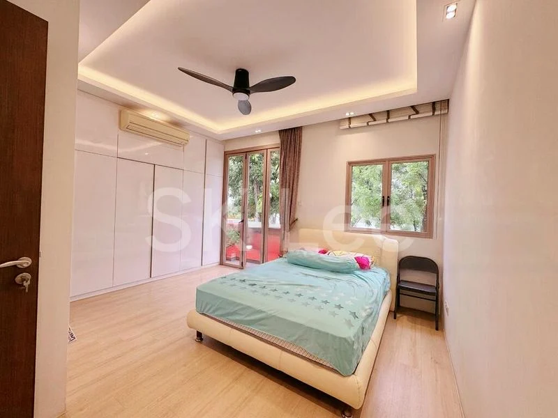 5 Bed Terraced House (Landed) for Sale in  Villa Verde - Image 3