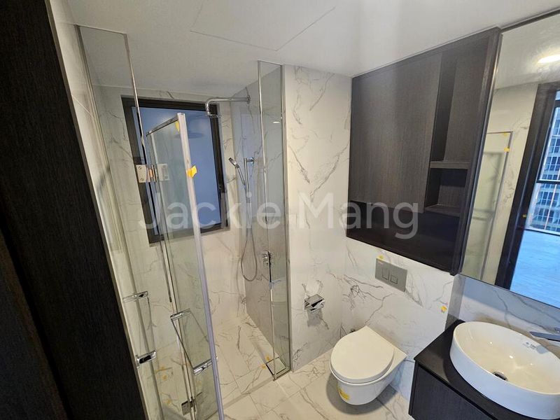 2 Bed Condo for Sale in  Liv @ MB - Image 11