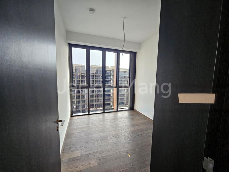 2 Bed Condo for Sale in  Liv @ MB - Image 7
