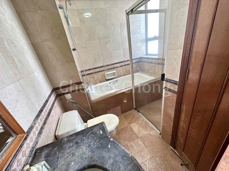 3 Bed Condo for Sale in  The Bayshore - Image 9