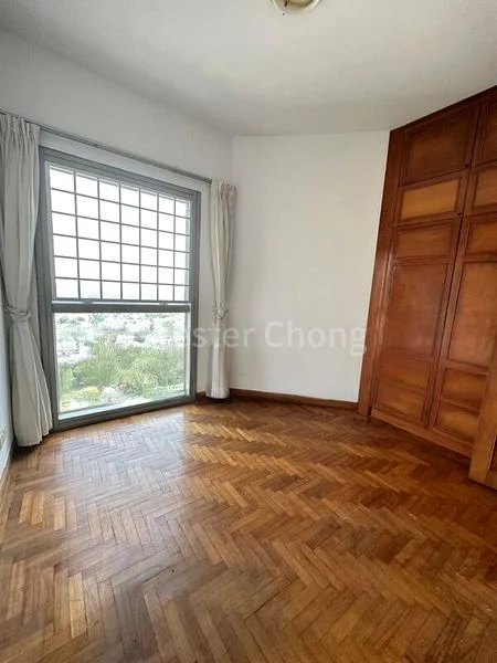 3 Bed Condo for Sale in  The Bayshore - Image 3