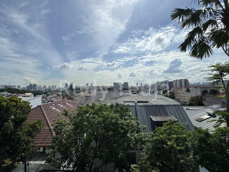 6 Bed Semi-Detached House (Landed) for Sale in  Sommerville Regency - Image 1