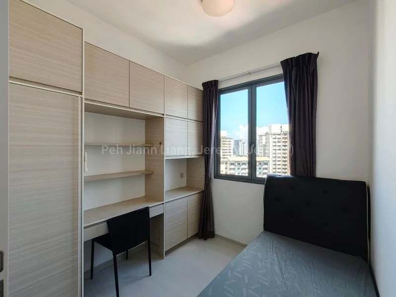 2 Bed Condo for Sale in  Okio - Image 4