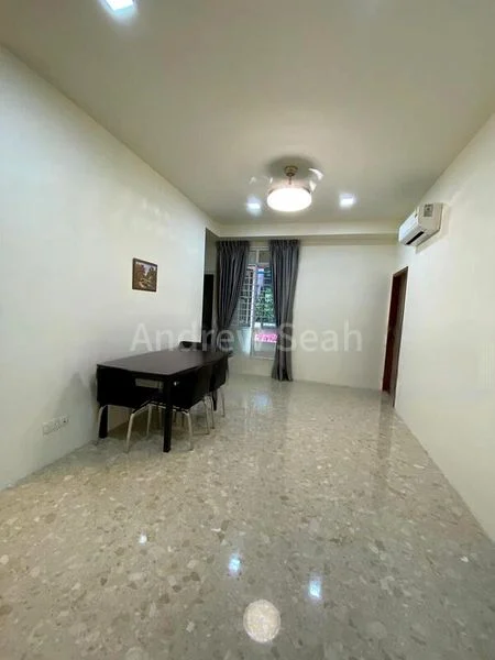 3 Bed Executive Condo for Sale in  The Floravale - Image 3