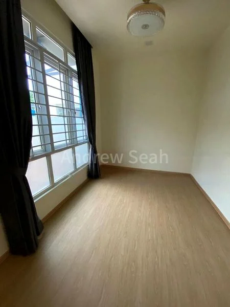 3 Bed Executive Condo for Sale in  The Floravale - Image 5