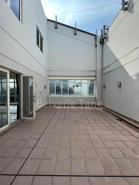 4 Bed Condo for Rent in  Orchard Scotts - Image 11