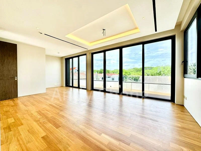 6 Bed Semi-Detached House (Landed) for Sale in  Dunearn Road - Image 3