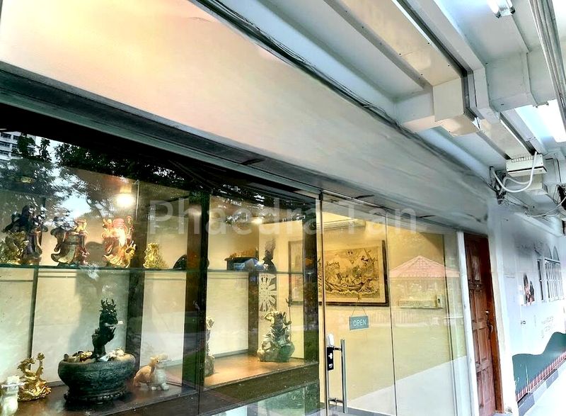 Shop / Shophouse for Sale: Jalan Bukit Merah Shop & Living Quarter - Image 4