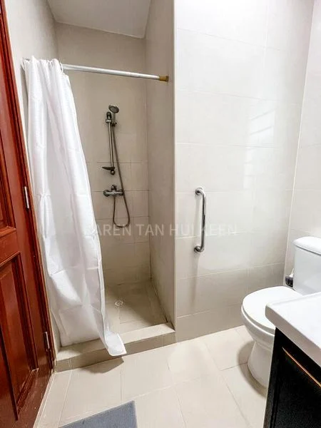 Common Room (Condo) for Rent in  Cavendish Park - Image 3