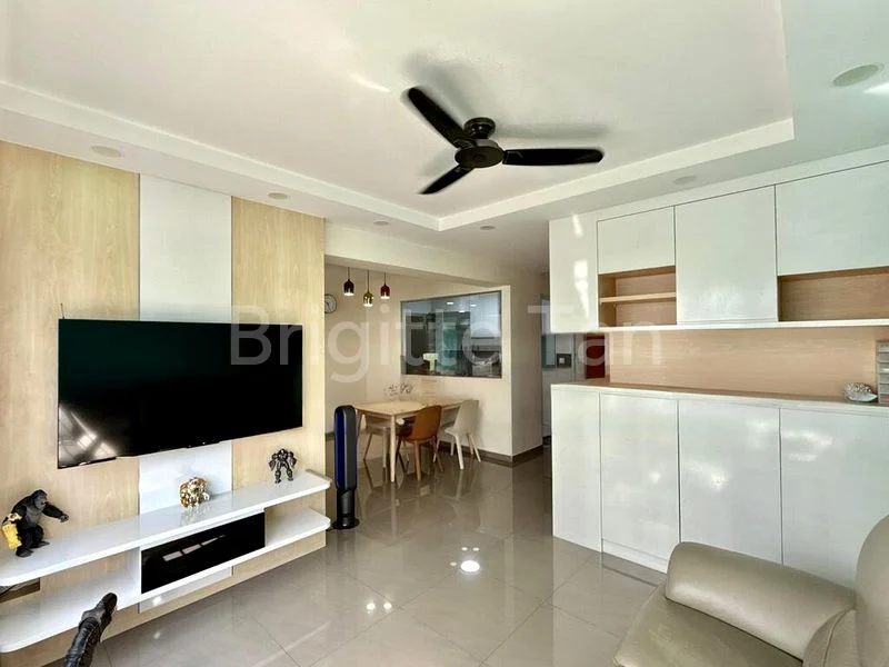 4 Room (4A) HDB for Sale in  691D Woodlands Drive 73 - Image 2