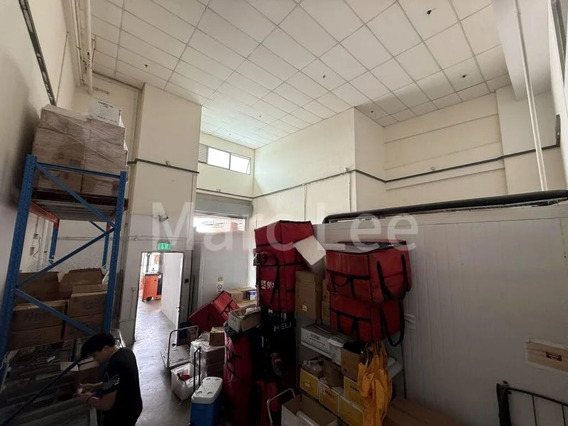 Light Industrial (B1) for Sale: Ramp Up | High Ceilings | Own Toilet @ Ubi (Near MRT) - Image 8