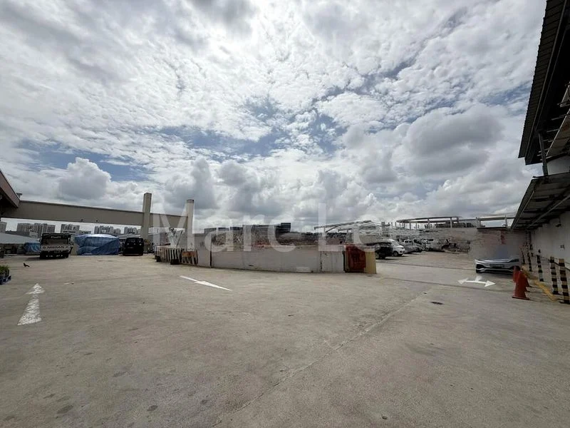 Light Industrial (B1) for Sale: Ramp Up | High Ceilings | Own Toilet @ Ubi (Near MRT) - Image 4