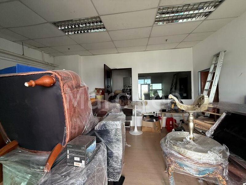 Light Industrial (B1) for Sale: Ramp Up | High Ceilings | Own Toilet @ Ubi (Near MRT) - Image 5