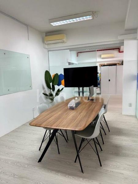 Office for Rent: Raffles Place - Affordable Rental, Fully Fitted Condition - Image 4
