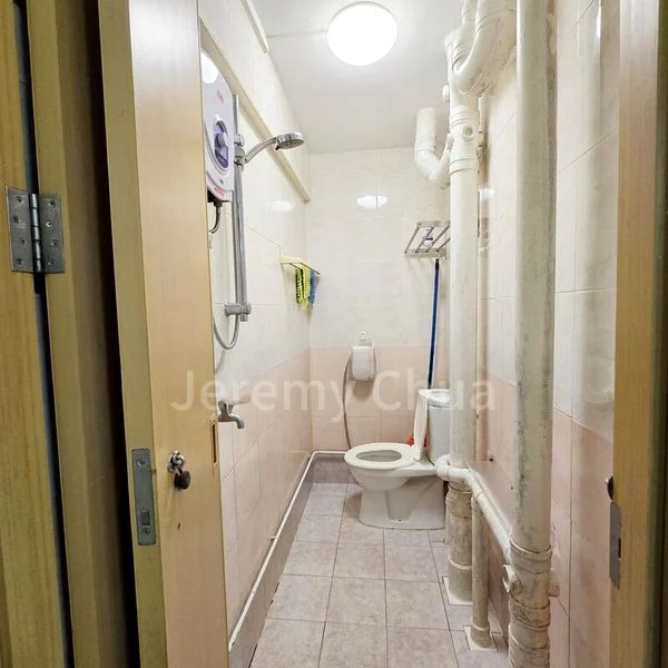 3 Room (3STD) HDB for Rent in  2 Jalan Batu - Image 2