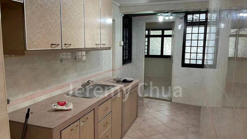 3 Room (3STD) HDB for Rent in  2 Jalan Batu - Image 1