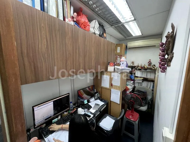 Office for Sale: Waterloo Centre - Image 3