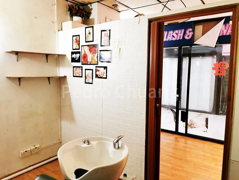 Shop / Shophouse for Sale in Orchard Plaza - Image 7