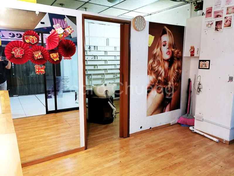 Shop / Shophouse for Sale in Orchard Plaza - Image 1