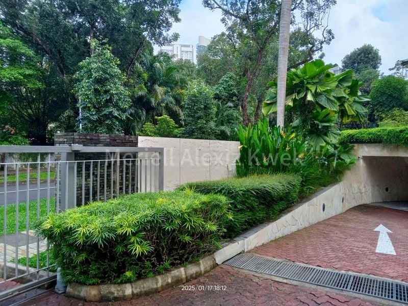 5 Bed Apartment (Condo) for Rent in Nassimville - Image 5