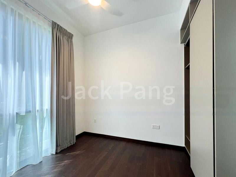 5 Bed Condo for Rent in  Parc Clematis - Image 12