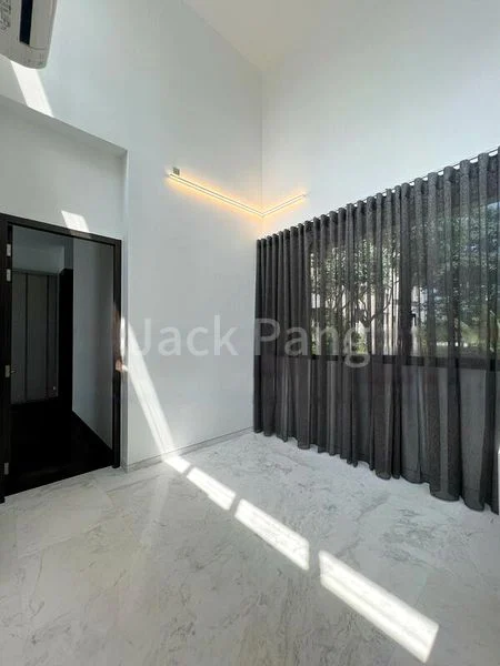 5 Bed Condo for Rent in  Parc Clematis - Image 7
