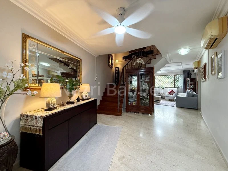 Maisonette HDB for Sale in 135 Cashew Road - Image 24