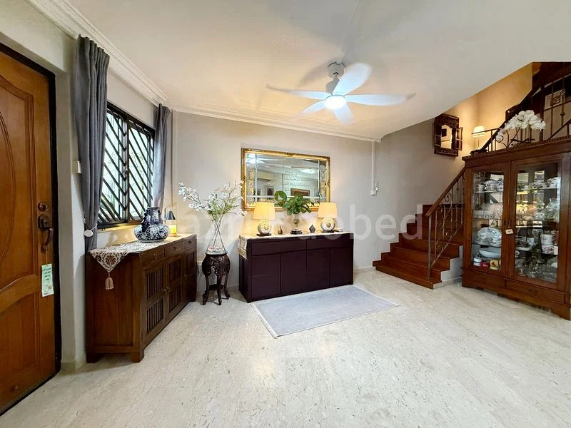 Maisonette HDB for Sale in 135 Cashew Road - Image 14