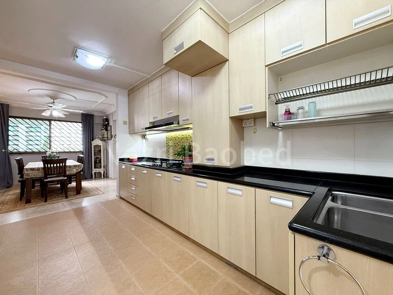 Maisonette HDB for Sale in 135 Cashew Road - Image 12