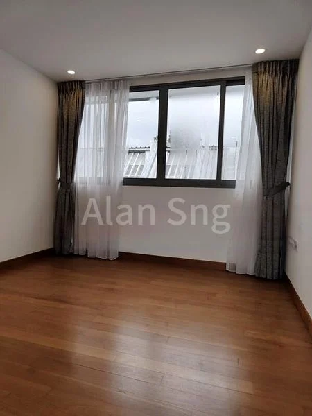 5 Bed Cluster House (Landed) for Sale in  Greenwood Mews - Image 12