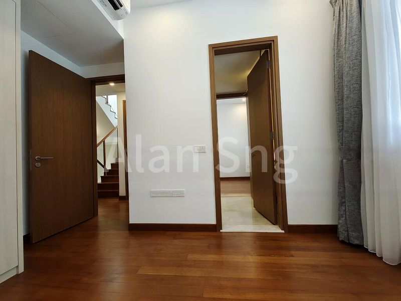 5 Bed Cluster House (Landed) for Sale in  Greenwood Mews - Image 8