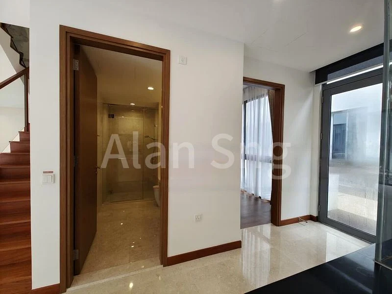 5 Bed Cluster House (Landed) for Sale in  Greenwood Mews - Image 17