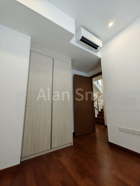 5 Bed Cluster House (Landed) for Sale in  Greenwood Mews - Image 9
