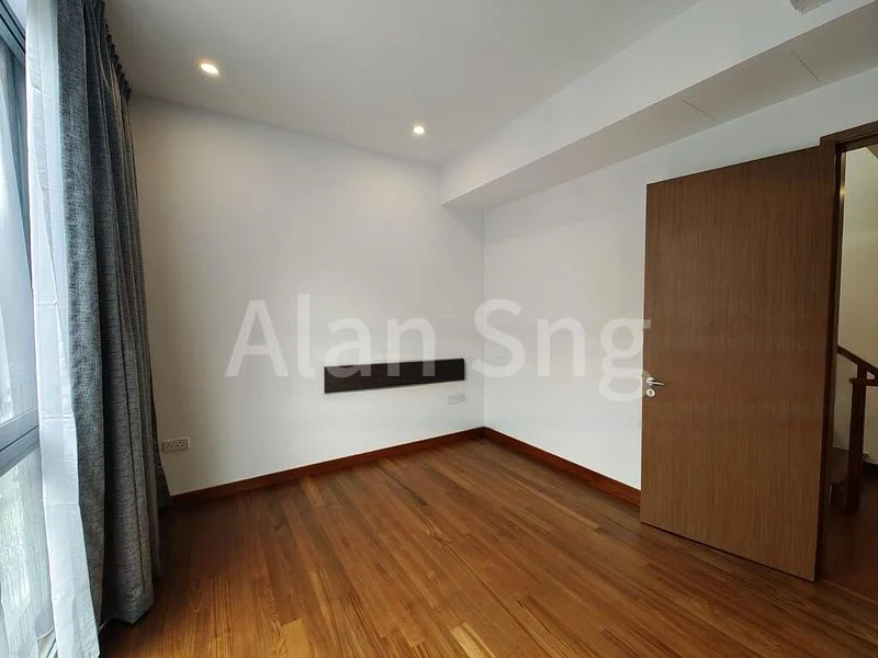 5 Bed Cluster House (Landed) for Sale in  Greenwood Mews - Image 5