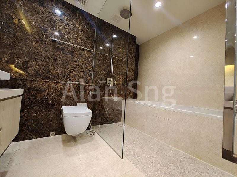 5 Bed Cluster House (Landed) for Sale in  Greenwood Mews - Image 7