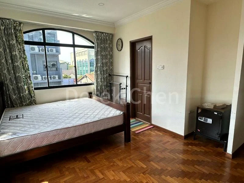Master Room (Condo) for Rent in  Kembangan Court - Image 1